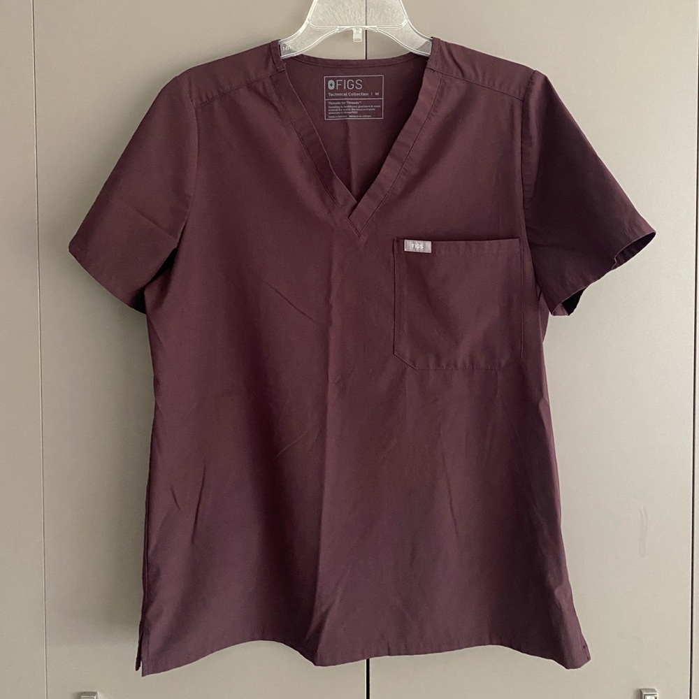Figs Women’s Catarina One-Pocket Scrub Top - Picture 9 of 9